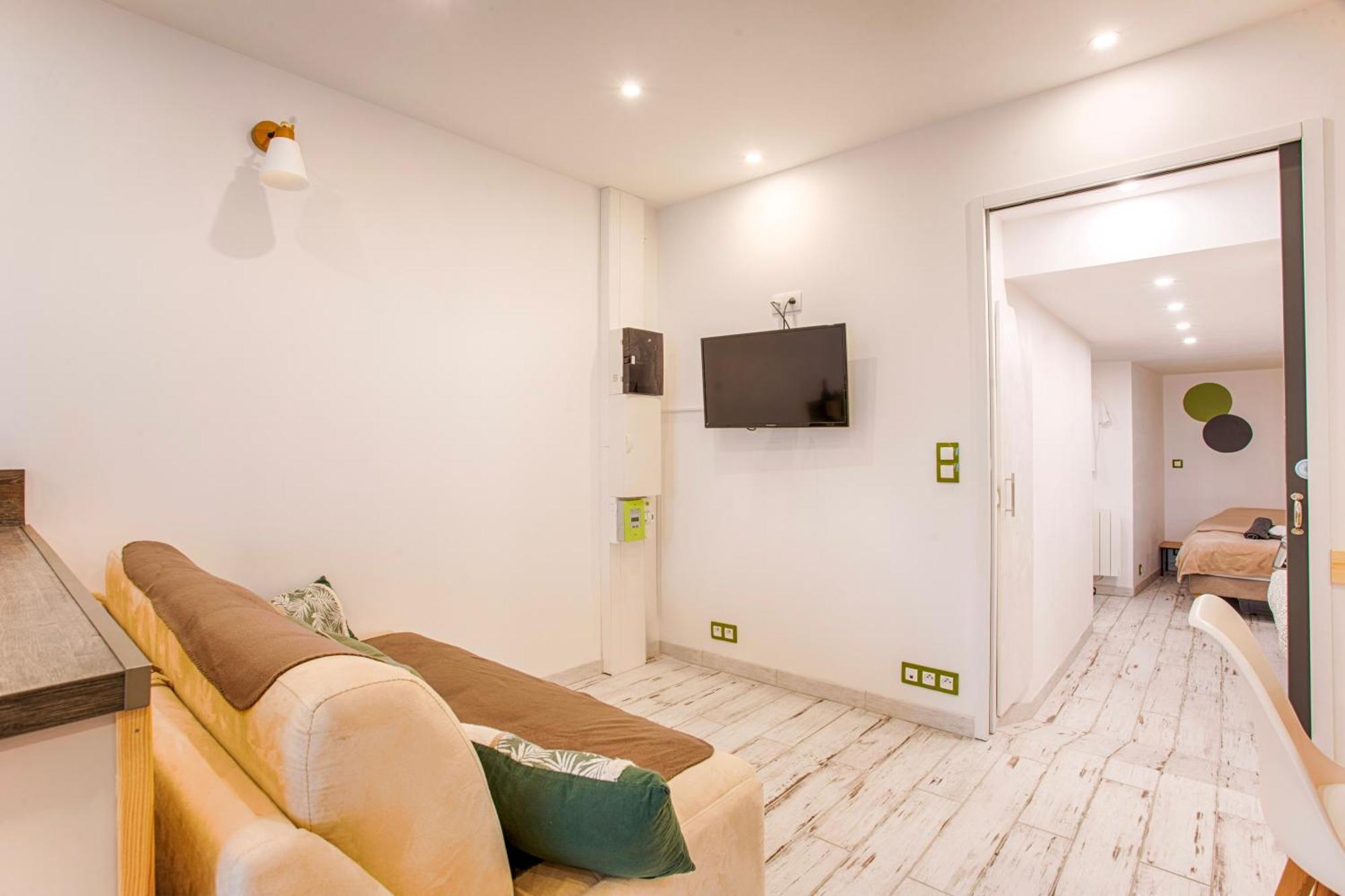 Le Mont'Aide - Bayeux - 3 Lits - Accessible Pmr Apartment Saint-Martin-des-Entrees Exterior photo